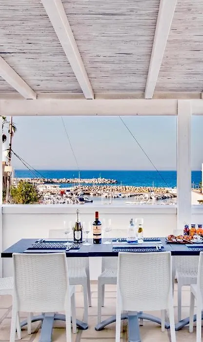 La terrazza sul porto (Salento)-1