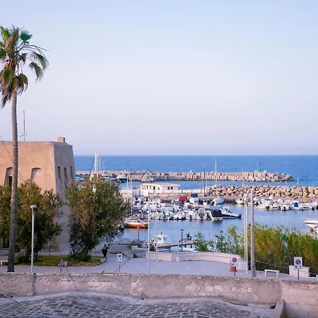 La terrazza sul porto (Salento)-2